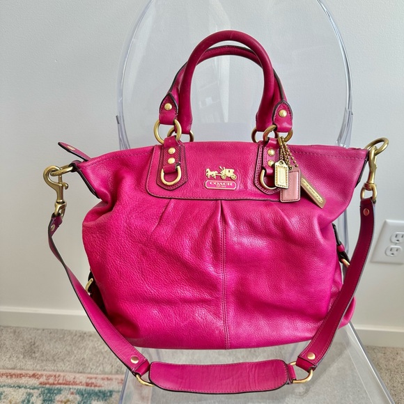 Coach Madison Magenta Bag - Picture 4 of 7